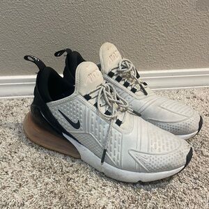 Nike White and Black Women's Sneakers
